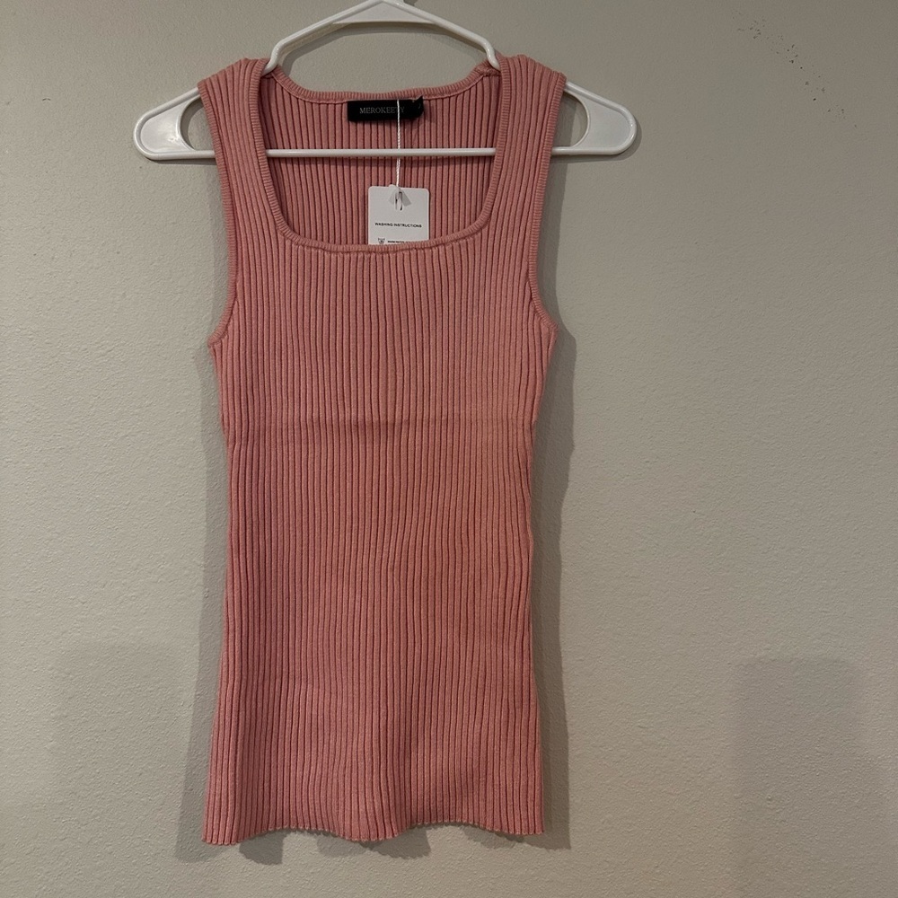 Merokeety square neck, pink ribbed tank top women’s size‎ large.